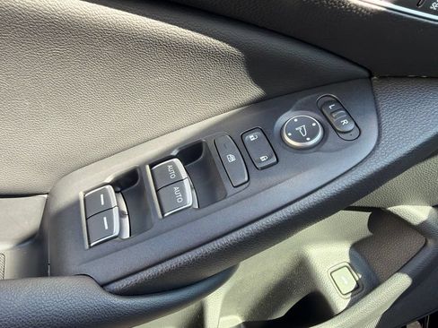 Used 2022 Honda Accord EX-L image 25