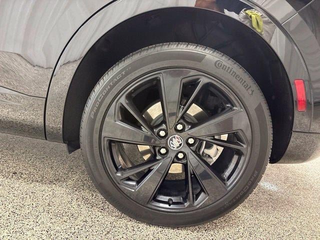 Used 2023 Buick Envision Essence w/ Technology Package I AWD/4WD image 35