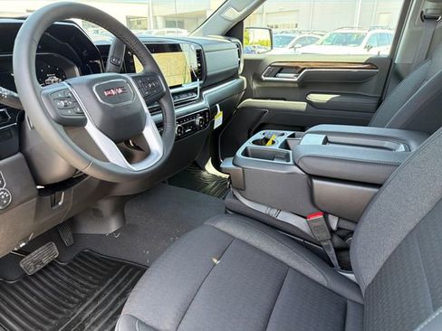 New 2026 GMC Sierra 1500 Elevation w/ X31 Off-Road Package AWD/4WD image 17