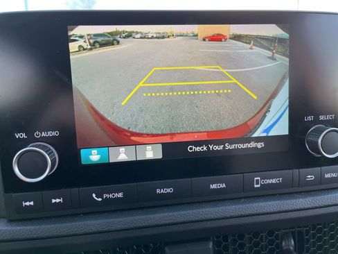 Used 2025 Honda CR-V LX image 23