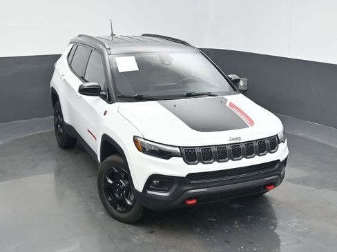 Certified 2023 Jeep Compass Trailhawk w/ Trailhawk Elite Group image 39