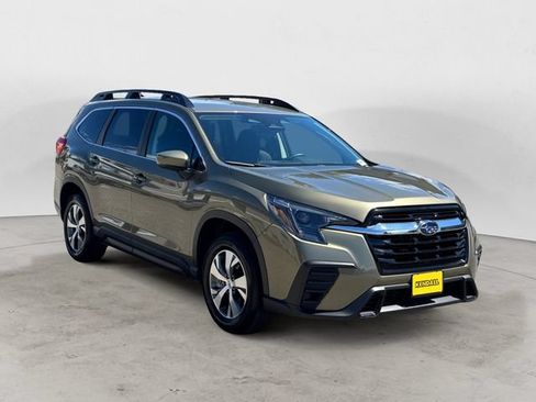 Certified 2025 Subaru Ascent Premium AWD/4WD image 7