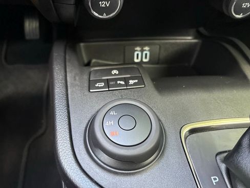 Used 2019 Ford Ranger XLT w/ Equipment Group 302A Luxury AWD/4WD image 21
