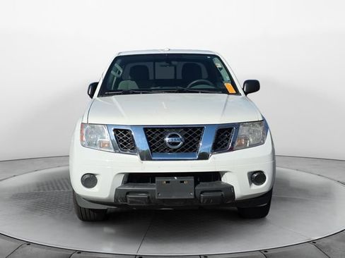 Used 2017 Nissan Frontier SV RWD image 8