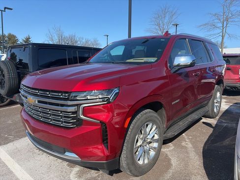 Used 2021 Chevrolet Tahoe Premier w/ Premium Package image 13