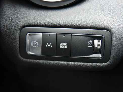 Used 2024 Chevrolet Blazer EV LT image 41