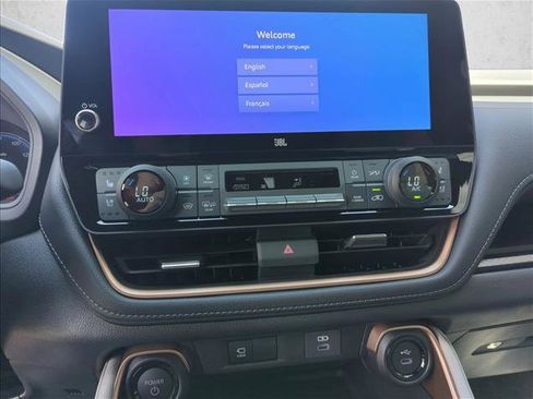 New 2026 Toyota Grand Highlander AWD Hybrid image 14