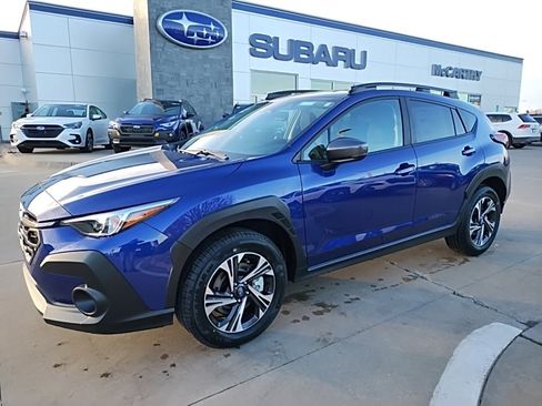Used 2026 Subaru Crosstrek 2.0i Premium image 2