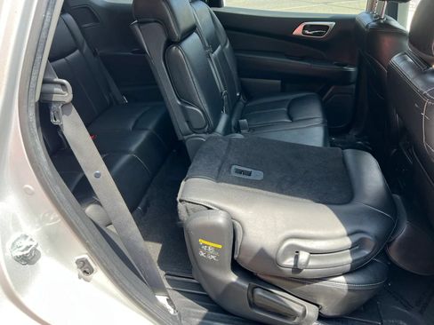Used 2015 Nissan Pathfinder Platinum w/ Cargo Package FWD image 12