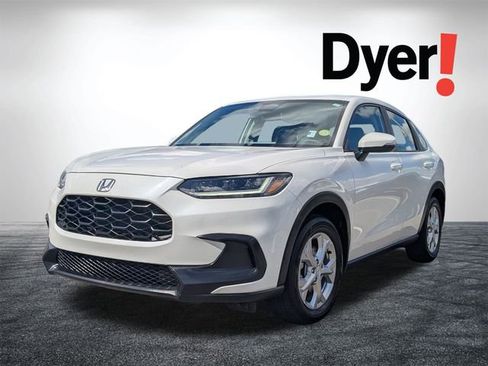 Used 2025 Honda HR-V LX image 8