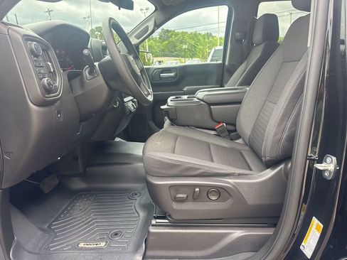 Used 2024 Chevrolet Silverado 1500 Custom image 9