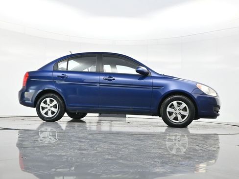Used 2008 Hyundai Accent GLS image 47