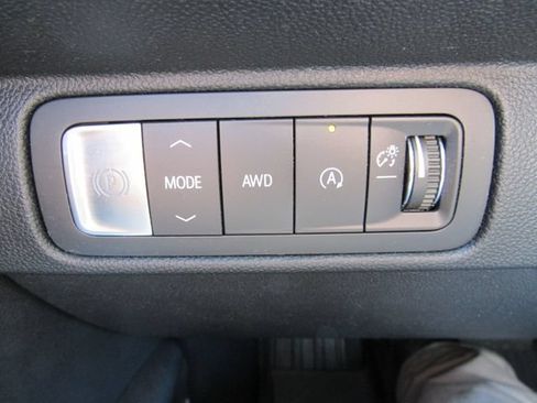 Used 2026 Chevrolet Traverse Z71 w/ Enhanced Driving Package AWD/4WD image 18