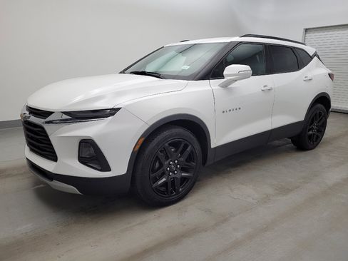 Used 2020 Chevrolet Blazer LT image 2