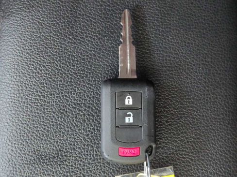 Used 2018 Mitsubishi Outlander Sport ES image 31