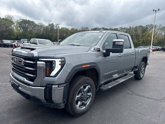 Used 2026 GMC Sierra 2500 SLT AWD/4WD image 3