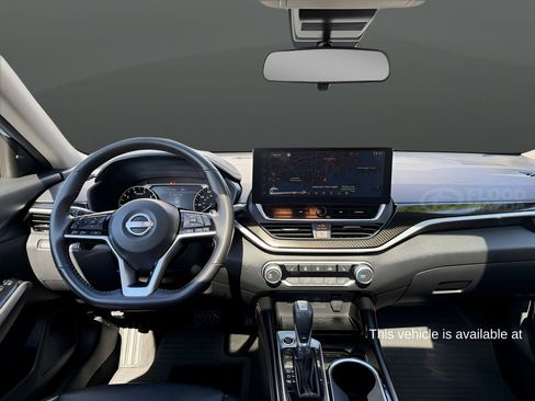 Used 2023 Nissan Altima 2.5 SR w/ SR Premium Package image 26