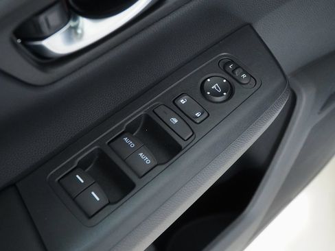 Certified 2026 Honda CR-V EX image 18