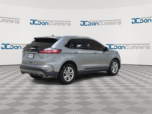 Used 2020 Ford Edge SEL image 9