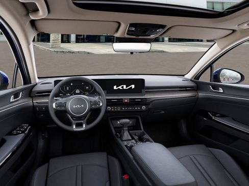 New 2025 Kia K5 EX image 15