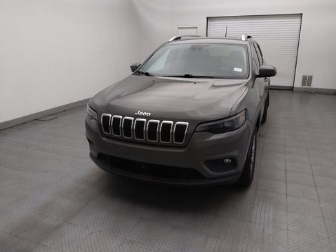 Used 2021 Jeep Cherokee Latitude Plus AWD/4WD image 15