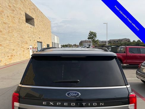 Used 2023 Ford Expedition XLT AWD/4WD image 10