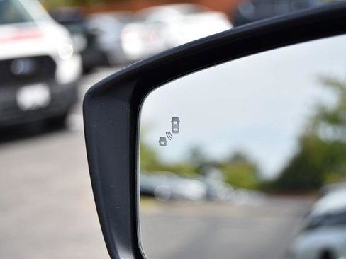 Used 2024 Nissan Leaf SV Plus image 10