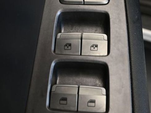 Used 2022 Hyundai Palisade SE image 27