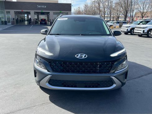 Certified 2023 Hyundai Kona Limited AWD/4WD image 3