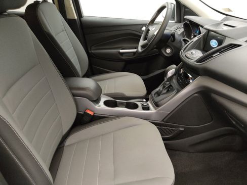 Used 2016 Ford Escape SE w/ Equipment Group 201A FWD image 21