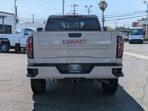New 2026 GMC Sierra 2500 AT4 w/ AT4 Premium Plus Package AWD/4WD image 9
