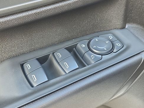 Used 2024 Chevrolet Silverado 2500 Custom w/ Custom Value Package image 17