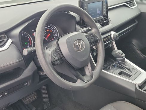Certified 2021 Toyota RAV4 XLE image 19