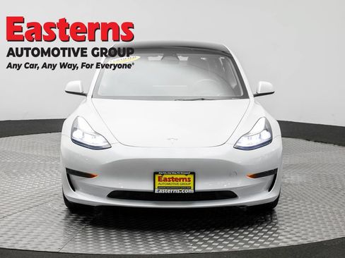 Used 2023 Tesla Model 3 Standard Range RWD image 2
