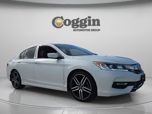 Used 2016 Honda Accord Sport image 7