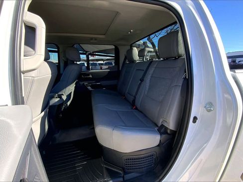 Used 2023 Toyota Tundra Limited image 19