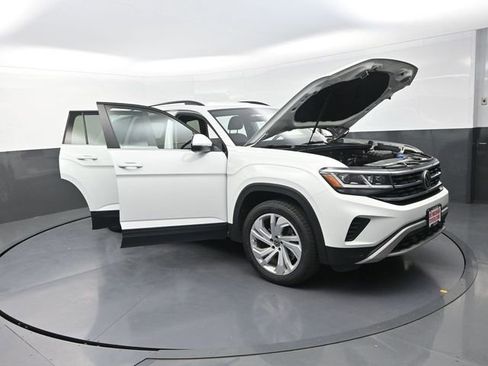 Used 2022 Volkswagen Atlas SE image 35