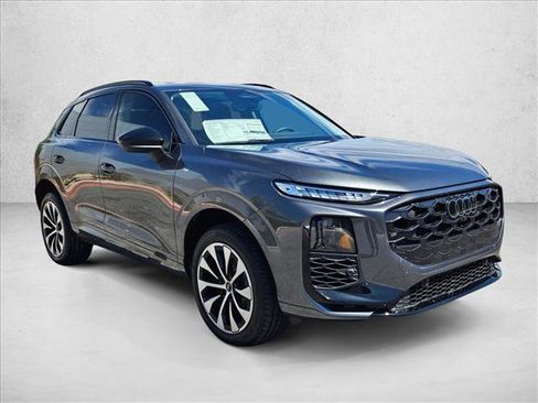 New 2026 Audi Q3 quattro 2.0T AWD/4WD image 7