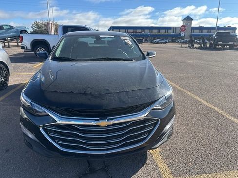 Certified 2022 Chevrolet Malibu LT image 2