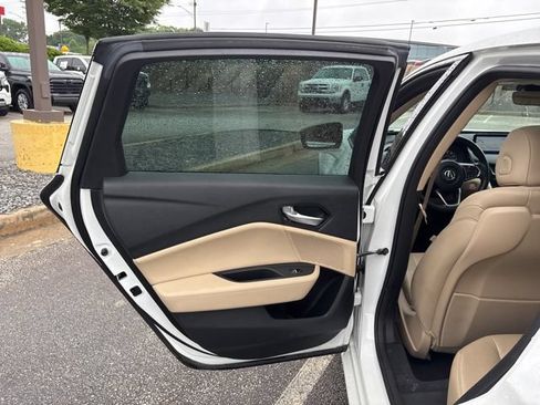 Used 2022 Acura TLX w/ Technology Package FWD image 12