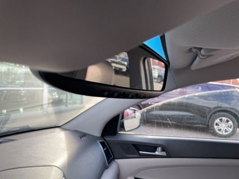 Used 2017 Hyundai Tucson SE image 14