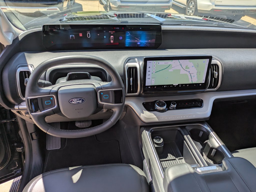Used 2026 Ford Expedition Active AWD/4WD image 10