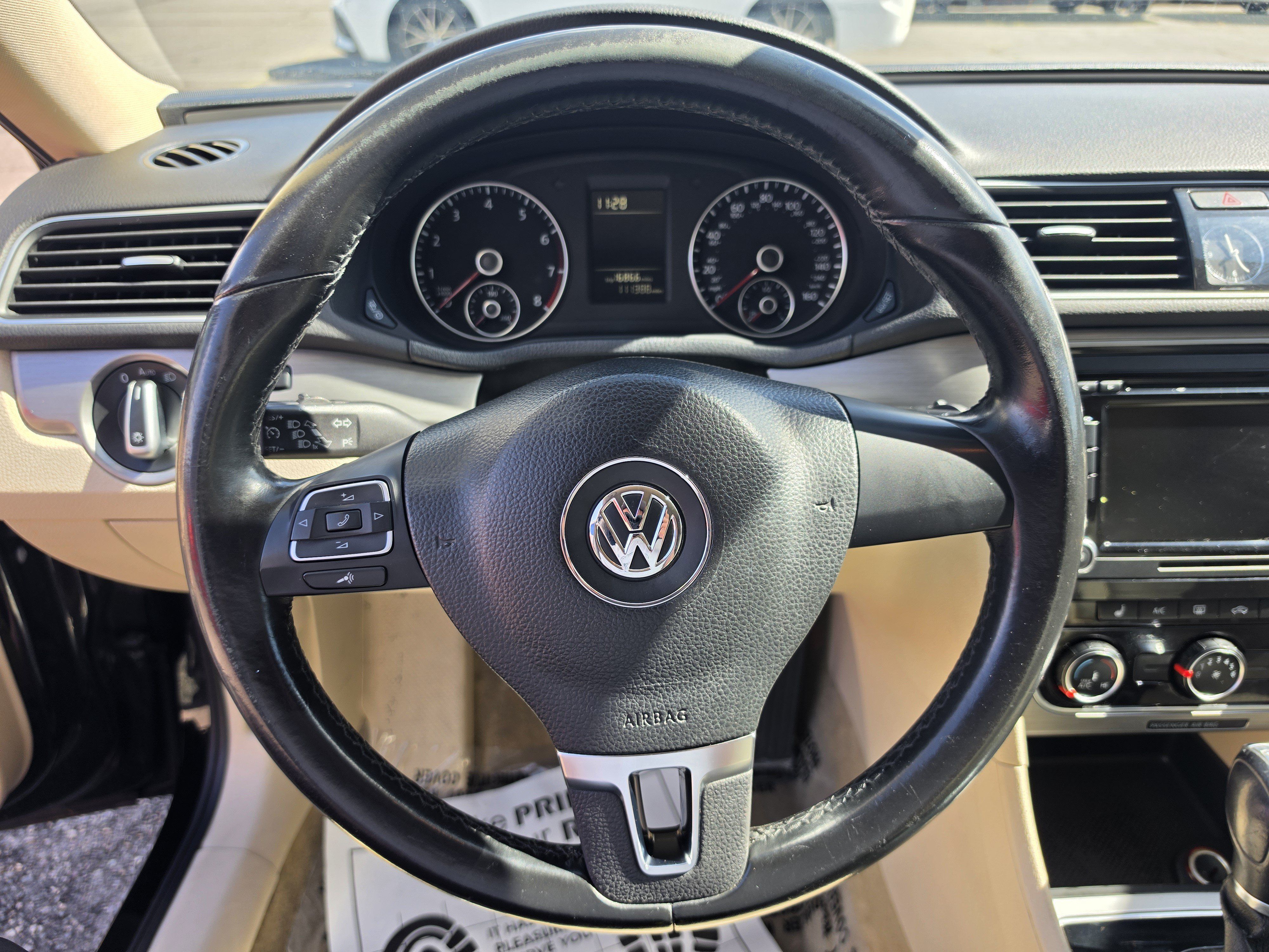 Used 2014 Volkswagen Passat 1.8T Wolfsburg Edition FWD image 13
