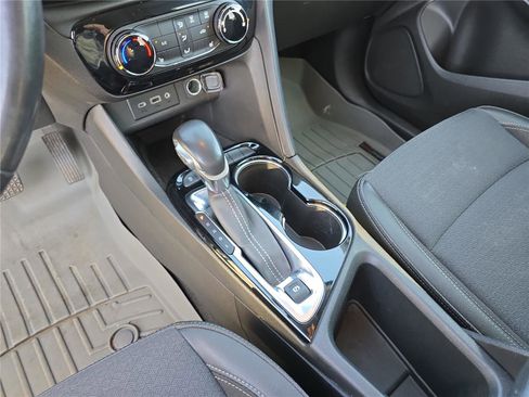 Used 2020 Buick Encore GX Preferred w/ Cold Weather Comfort Package image 28