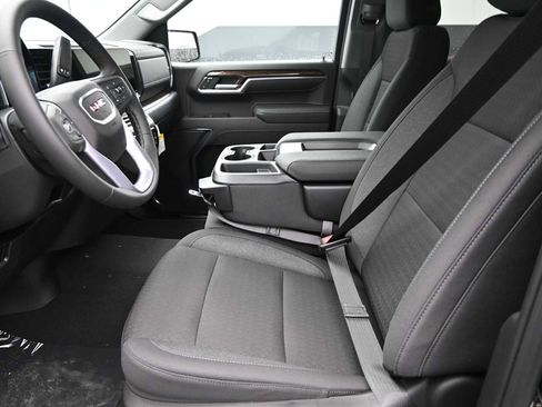 New 2026 GMC Sierra 1500 Elevation image 10