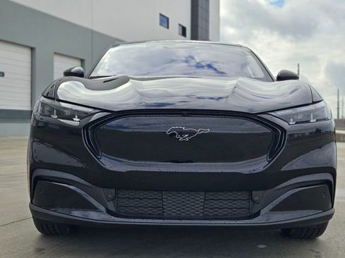 New 2026 Ford Mustang Mach-E Premium image 8