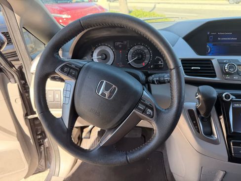 Used 2017 Honda Odyssey EX-L image 18