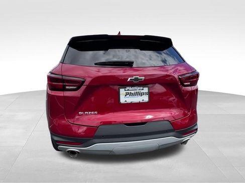 Certified 2026 Chevrolet Blazer LT FWD image 5