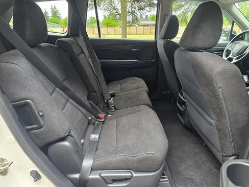 Used 2019 Honda Pilot LX image 21