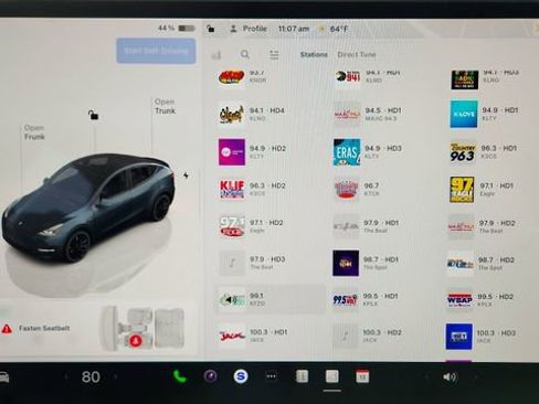 Used 2025 Tesla Model Y Performance image 48